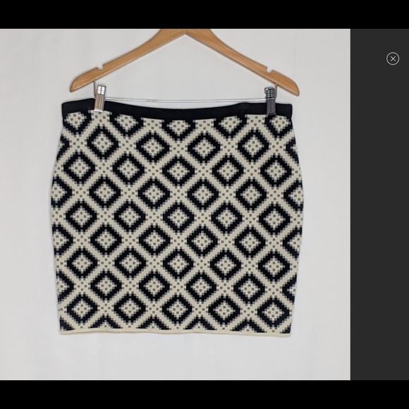 Rachel Roy Skirt - Picture 3 of 8